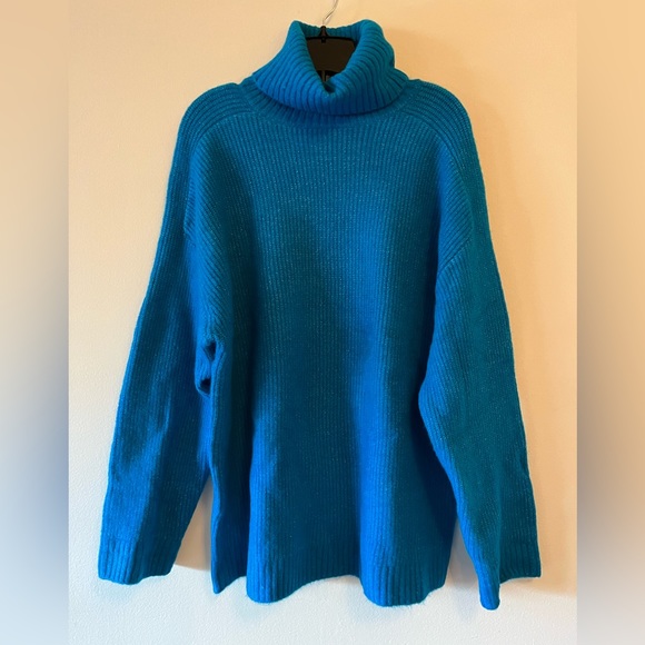 Cowl neck sweater - Picture 4 of 4